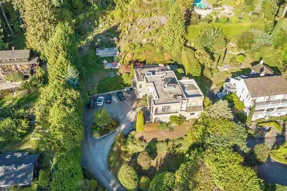2975 Marine Drive, West Vancouver