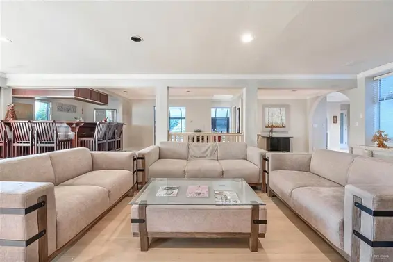 2975 Marine Drive, West Vancouver For Sale - image 4