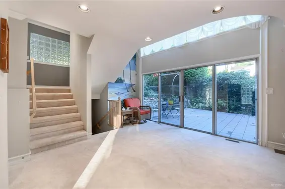2975 Marine Drive, West Vancouver For Sale - image 5