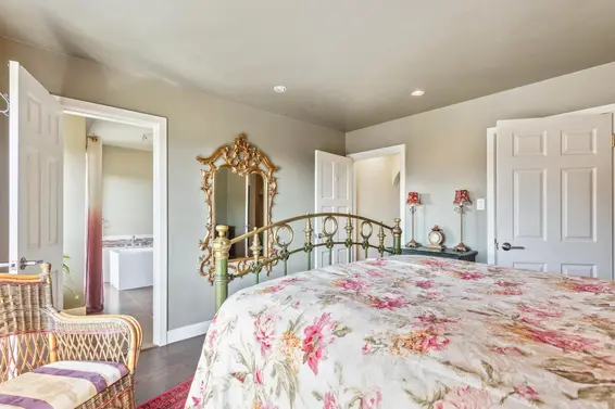 3975 Woodbury Avenue, North Vancouver For Sale - image 17