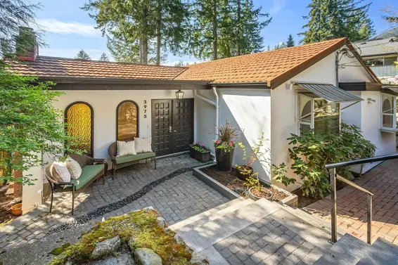 3975 Woodbury Avenue, North Vancouver For Sale - image 6