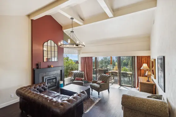 3975 Woodbury Avenue, North Vancouver For Sale - image 7
