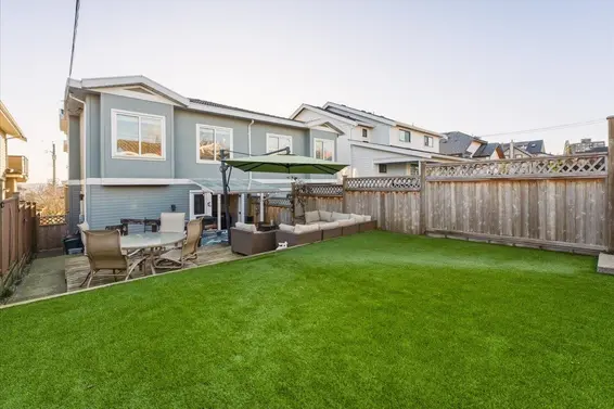 318 East Keith Road, North Vancouver For Sale - image 17