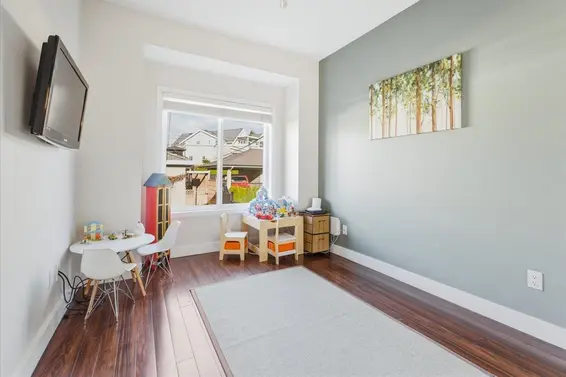 318 East Keith Road, North Vancouver For Sale - image 27