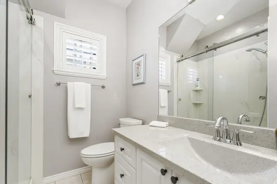 318 East Keith Road, North Vancouver For Sale - image 28