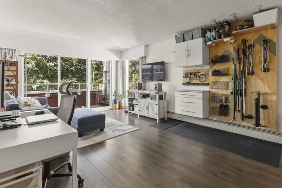 401 250 West 1 Street, North Vancouver For Sale - image 5
