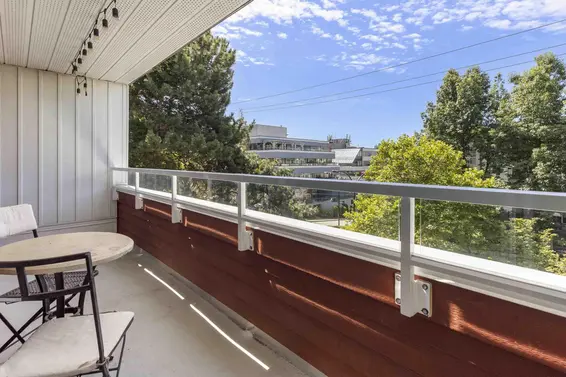 401 250 West 1 Street, North Vancouver For Sale - image 6