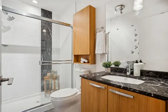 303 733 West 14 Street, North Vancouver For Sale - image 17