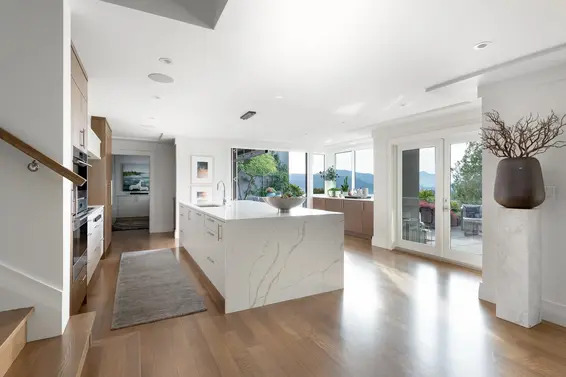 5260 Timberfeild Lane, West Vancouver For Sale - image 13