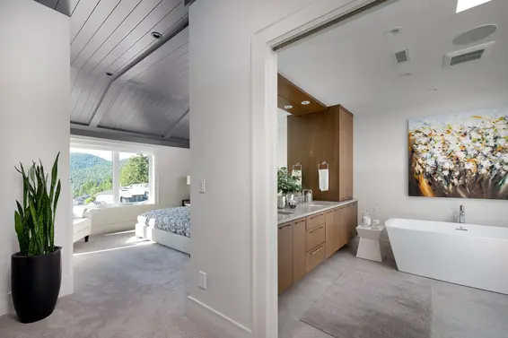 5260 Timberfeild Lane, West Vancouver For Sale - image 20