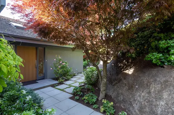 5260 Timberfeild Lane, West Vancouver For Sale - image 3