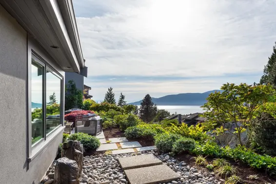 5260 Timberfeild Lane, West Vancouver For Sale - image 35