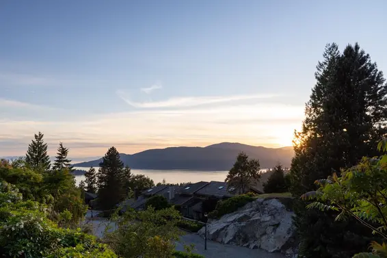 5260 Timberfeild Lane, West Vancouver For Sale - image 38