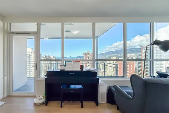 1607 125 East 14th Street, North Vancouver For Sale - image 18