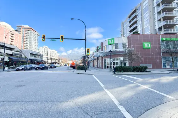 1607 125 East 14th Street, North Vancouver For Sale - image 28