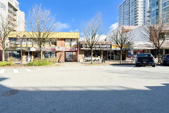 1607 125 East 14th Street, North Vancouver For Sale - image 31