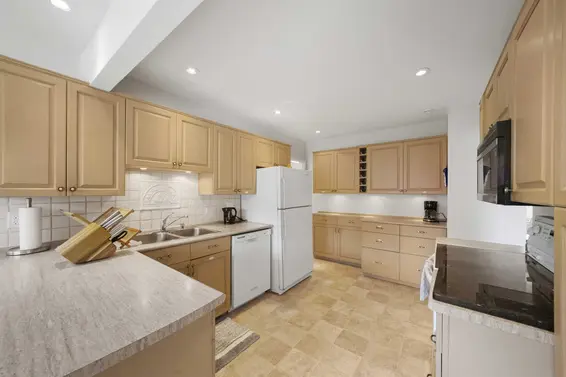 436 West 26th Street, North Vancouver For Sale - image 10