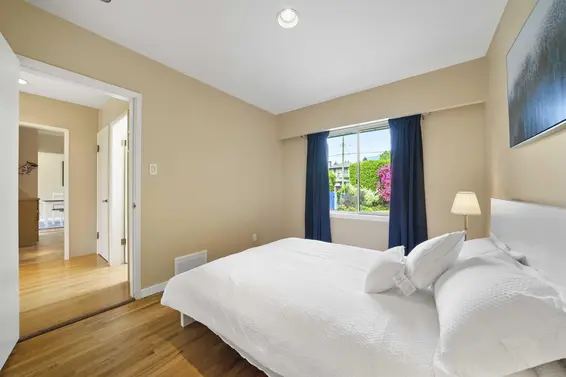 436 West 26th Street, North Vancouver For Sale - image 17