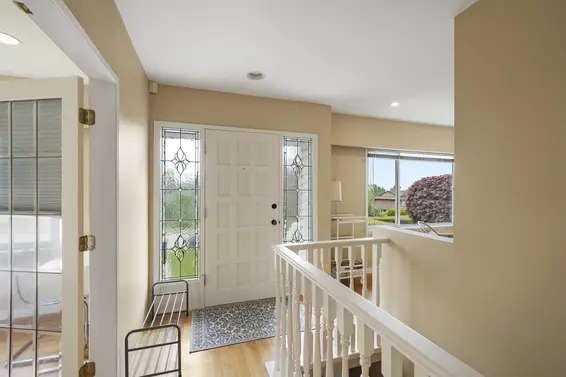 436 West 26th Street, North Vancouver For Sale - image 2