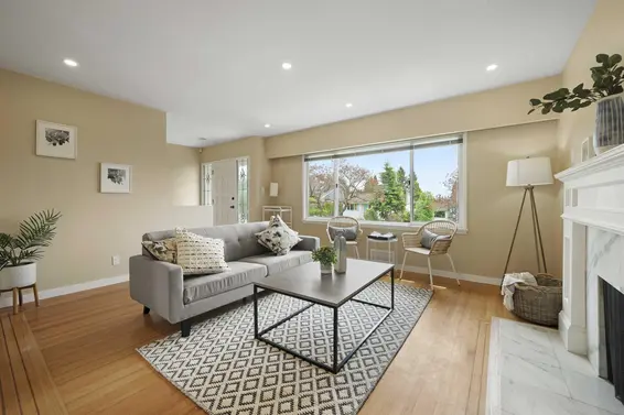 436 West 26th Street, North Vancouver For Sale - image 3