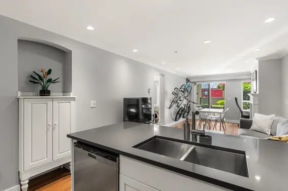 105 365 East 1st Street, North Vancouver For Sale - image 6