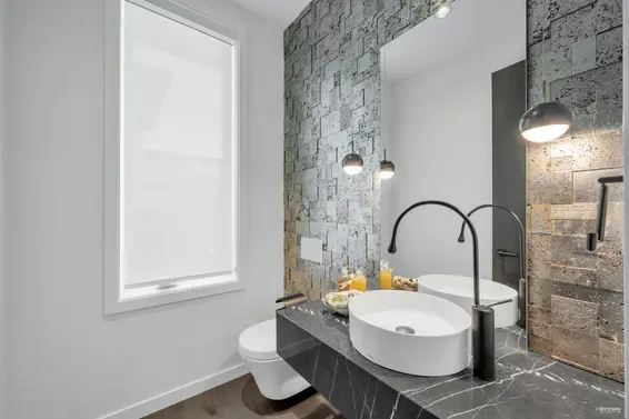 2101 Union Court, West Vancouver For Sale - image 24