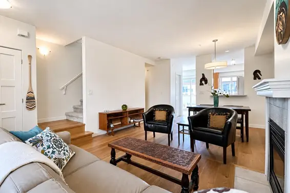 13 915 Tobruck Avenue, North Vancouver For Sale - image 5