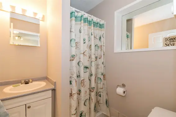 1422 Dempsey Road, North Vancouver For Sale - image 16