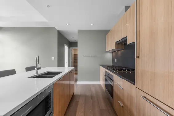 411 105 West 2nd Street, North Vancouver For Sale - image 10