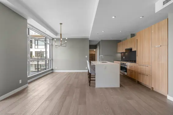 411 105 West 2nd Street, North Vancouver For Sale - image 6