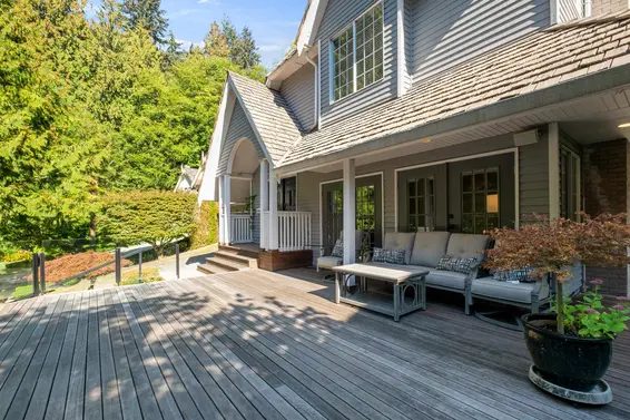 5625 Daffodil Lane, West Vancouver