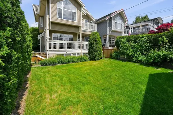 2048 St. Georges Avenue, North Vancouver For Sale - image 11