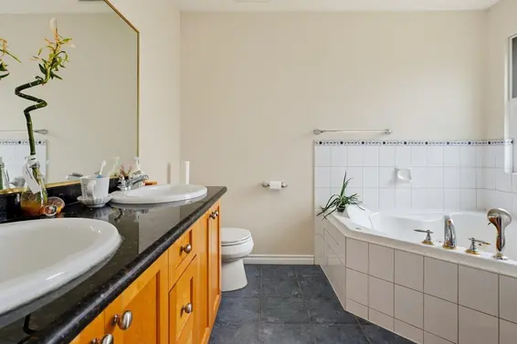 2048 St. Georges Avenue, North Vancouver For Sale - image 15