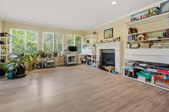 2048 St. Georges Avenue, North Vancouver For Sale - image 4