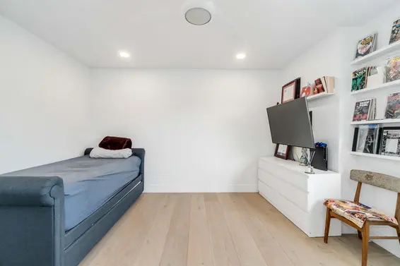 12 230 West 13 Street, North Vancouver For Sale - image 16