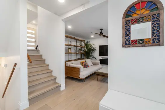 12 230 West 13 Street, North Vancouver For Sale - image 7