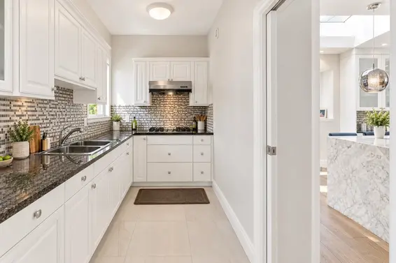 1560 Chippendale Court, West Vancouver For Sale - image 13
