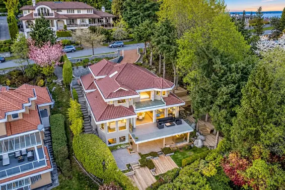 1560 Chippendale Court, West Vancouver For Sale - image 35