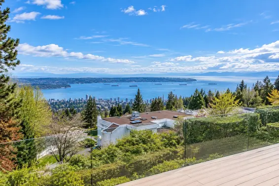 1560 Chippendale Court, West Vancouver For Sale - image 8