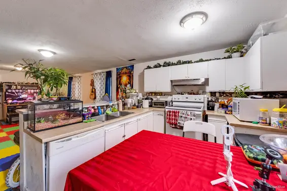1536 Bond Street, North Vancouver For Sale - image 20