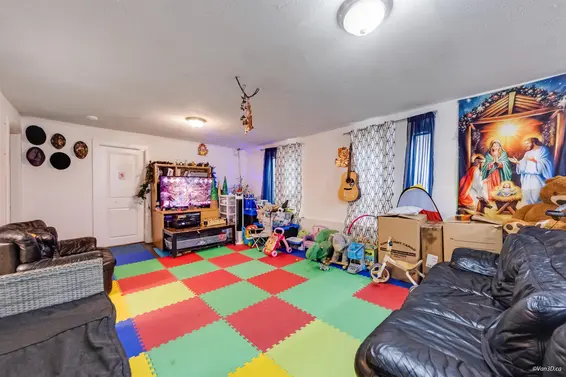 1536 Bond Street, North Vancouver For Sale - image 21