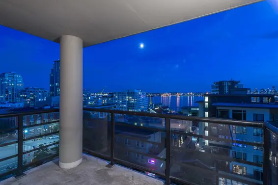 802 124 West 1St Street, North Vancouver For Sale - image 1