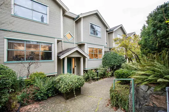 5 229 East 8th Street, North Vancouver