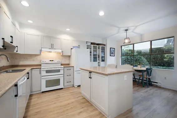 5 229 East 8th Street, North Vancouver For Sale - image 14