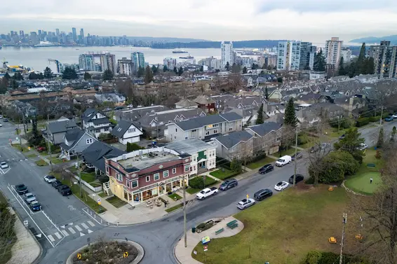 5 229 East 8th Street, North Vancouver For Sale - image 35