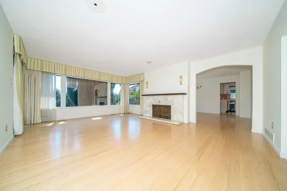 1346 Whitby Road, West Vancouver For Sale - image 11