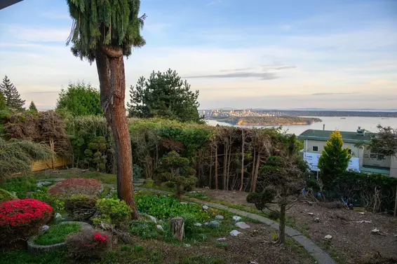 1346 Whitby Road, West Vancouver For Sale - image 32