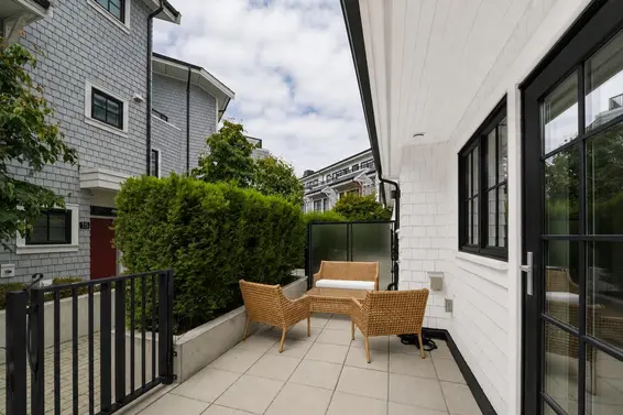 14 1133 Ridgewood Drive, North Vancouver For Sale - image 39