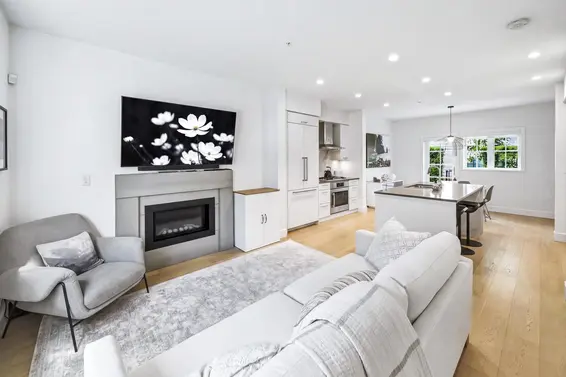 14 1133 Ridgewood Drive, North Vancouver For Sale - image 4