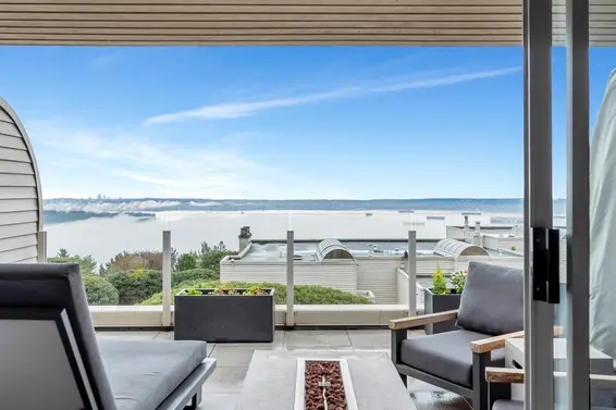 107 2274 Folkestone Way, West Vancouver
